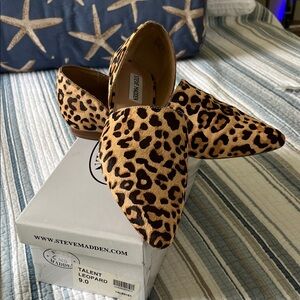 Steve Madden Leopard Print Flats
